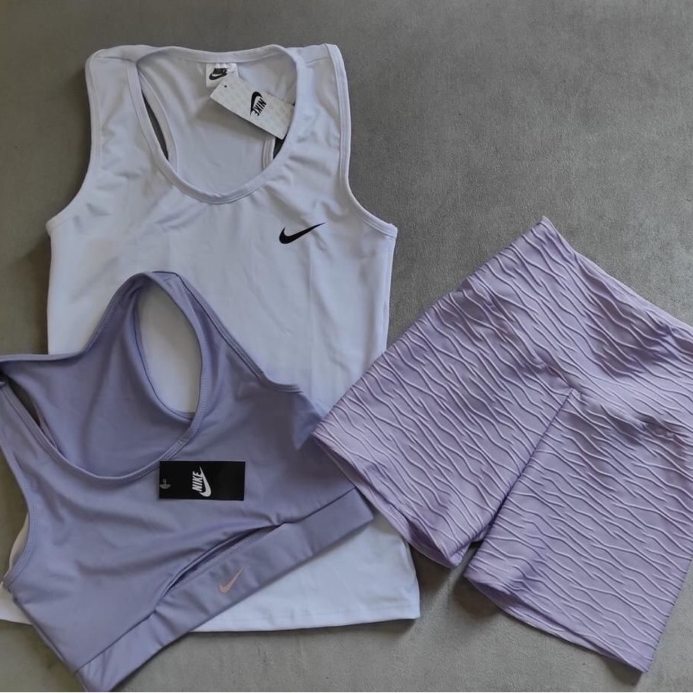 Athletic wear mystery box - Picture 11 of 14